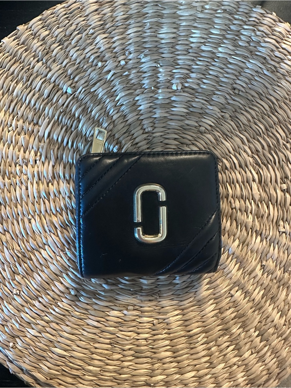 Marc Jacobs Snapshot Wallet- black/gold